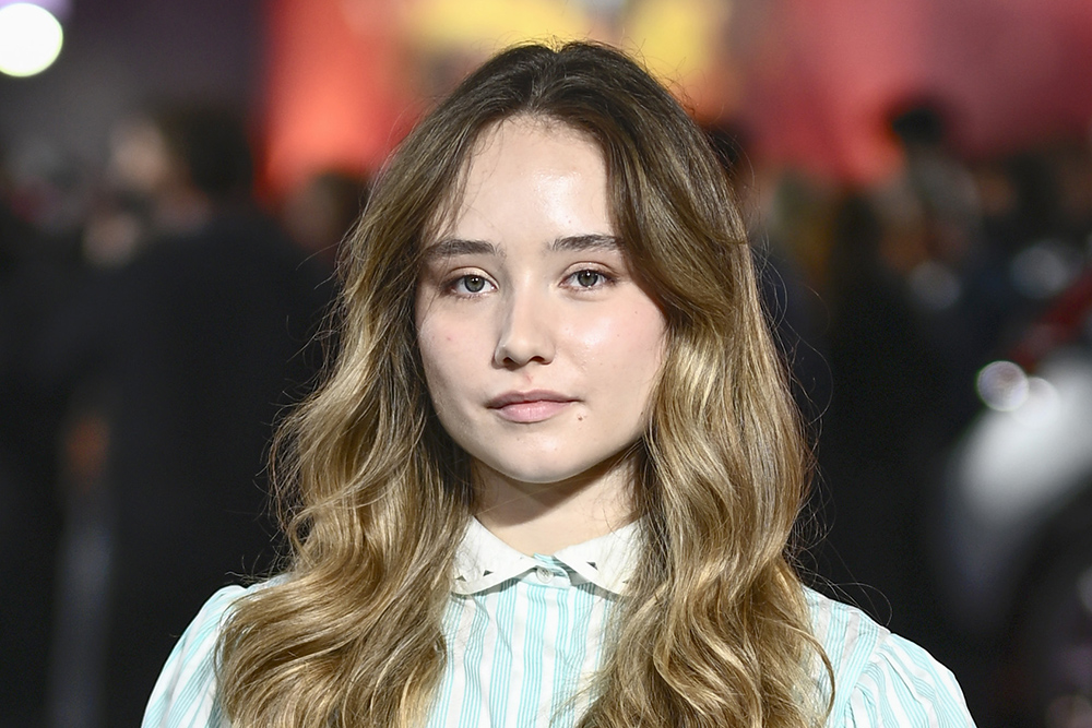 Ruby Stokes, Kraliyet Shakespeare Şirketi'nin 'Fırtına'sında Kenneth Branagh'a Katıldı 5 Ruby Stokes