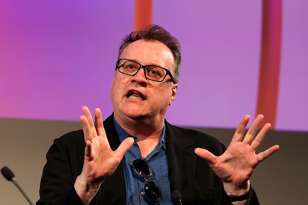 Russell T. Davies: 'Queer as Folk' Başlangıçtan İtibaren Fırtına Gibi Esti! 5 Russell T. Davies