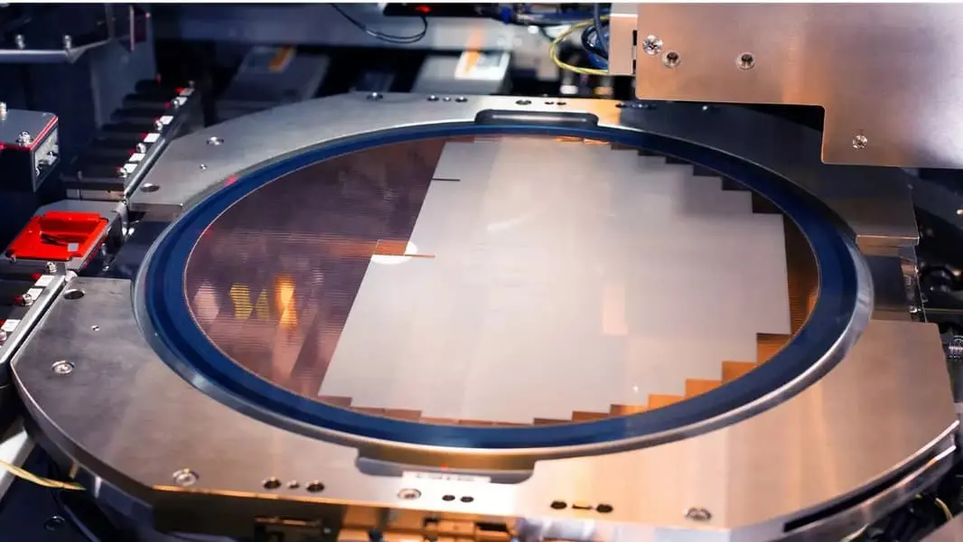 Intel 14A Üretim Hattı