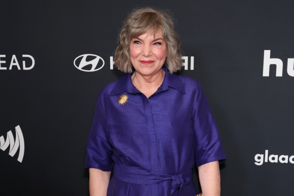 Mindy Cohn kanserle mücadelesi