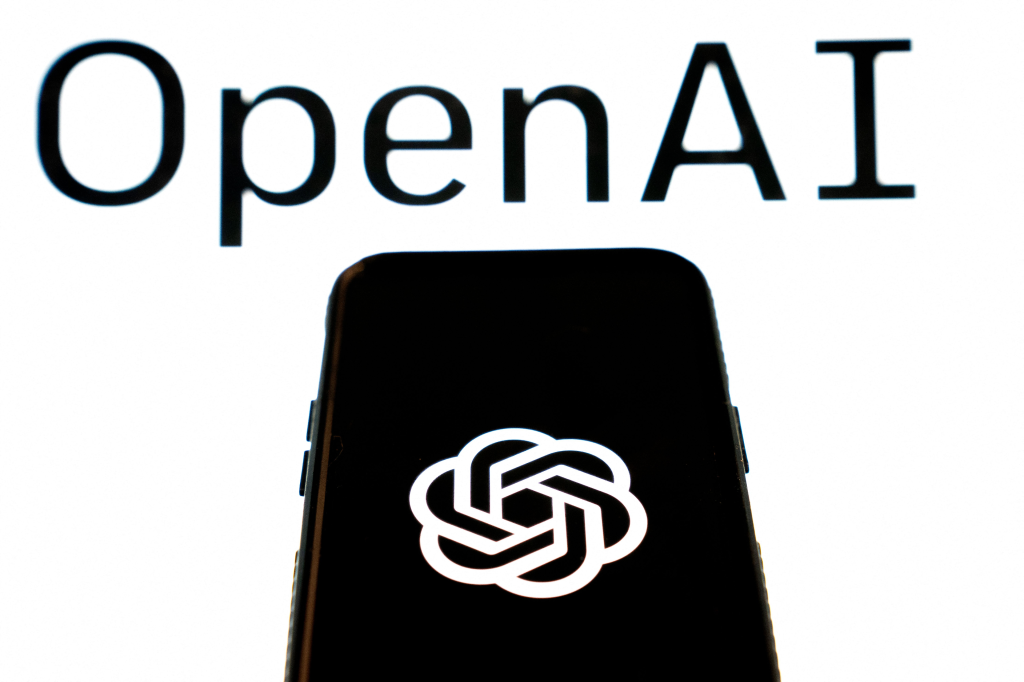 OpenAI telefon