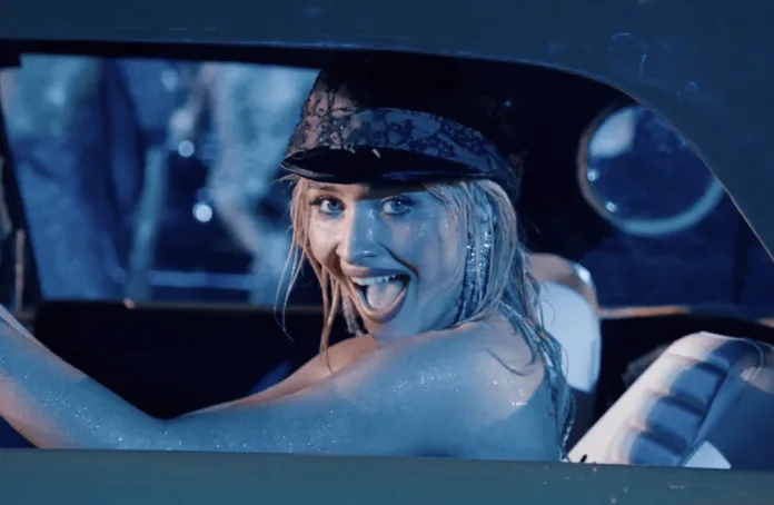 Sabrina Carpenter Coachella performansı