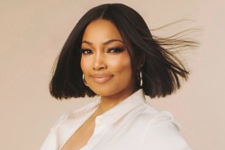 Stuart Evreni Kurtaramıyor