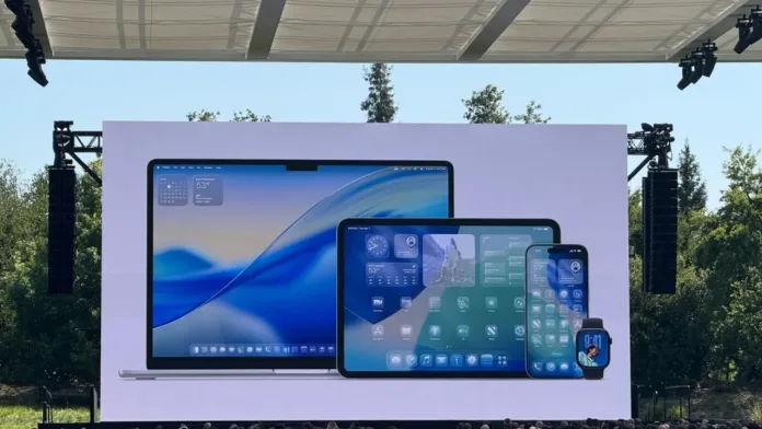 Apple Liquid Glass
