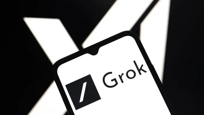Grok Apple CarPlay