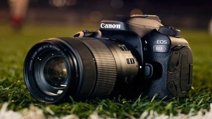 gümrük fotoğraf makinesi