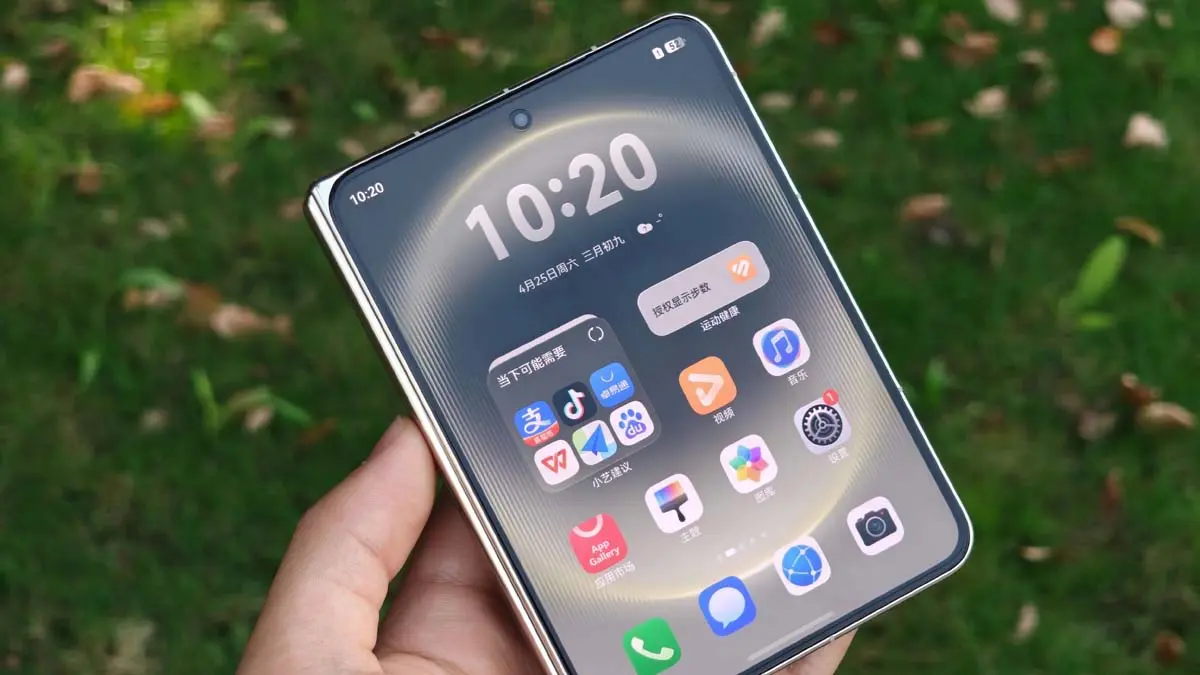 Huawei Pura X Max güncelleme