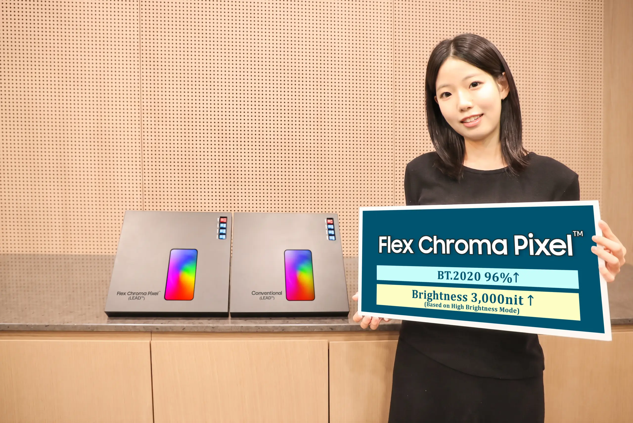 Samsung Flex Chroma Pixel